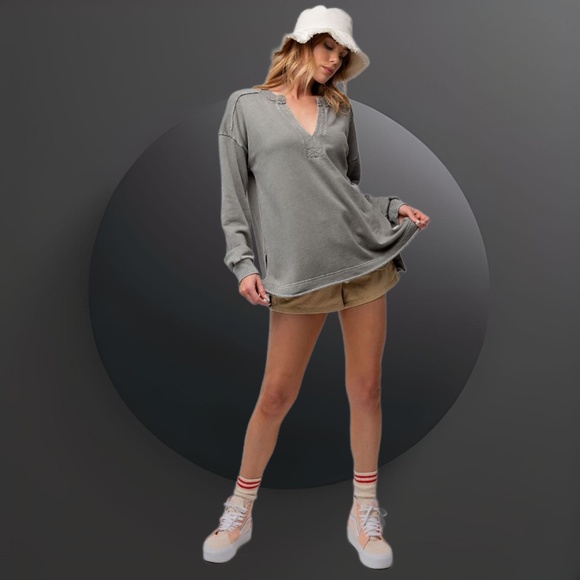 EASEL "All Good Things" Loose & Soft Mineral Washed Top V-Neck Side & Back Slits - Picture 8 of 16